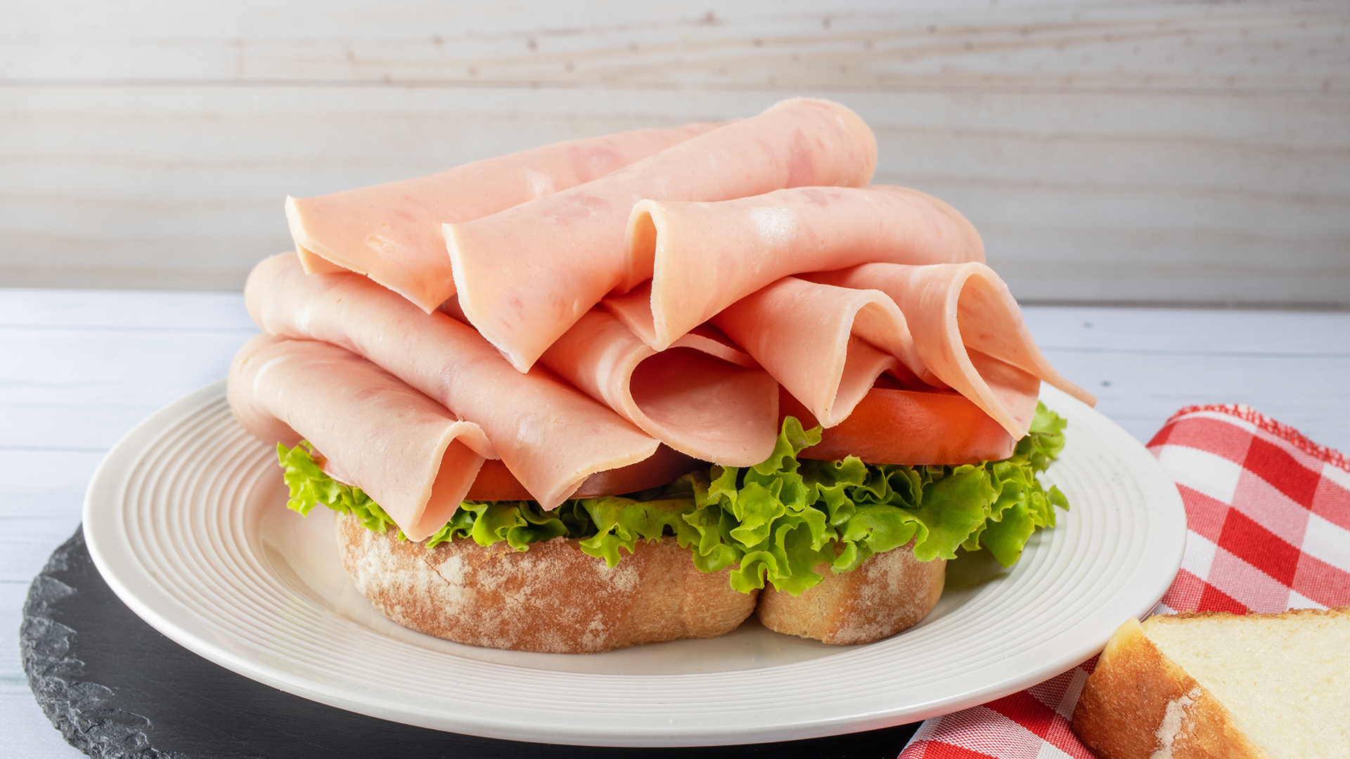 JAMÓN DE CERDO AHUMADO